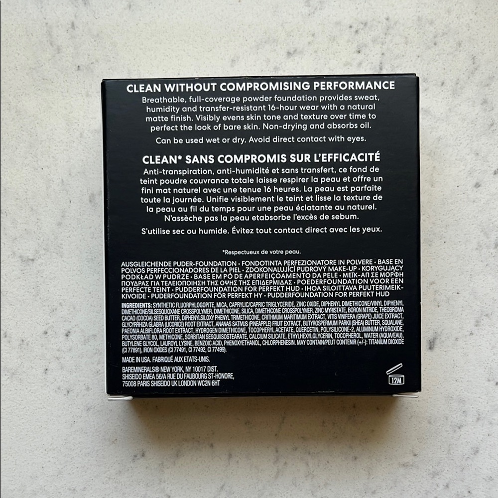 bareMinerals BarePro 16 Hr Powder Foundation: Color Light 25 Cool - Picture 3 of 5